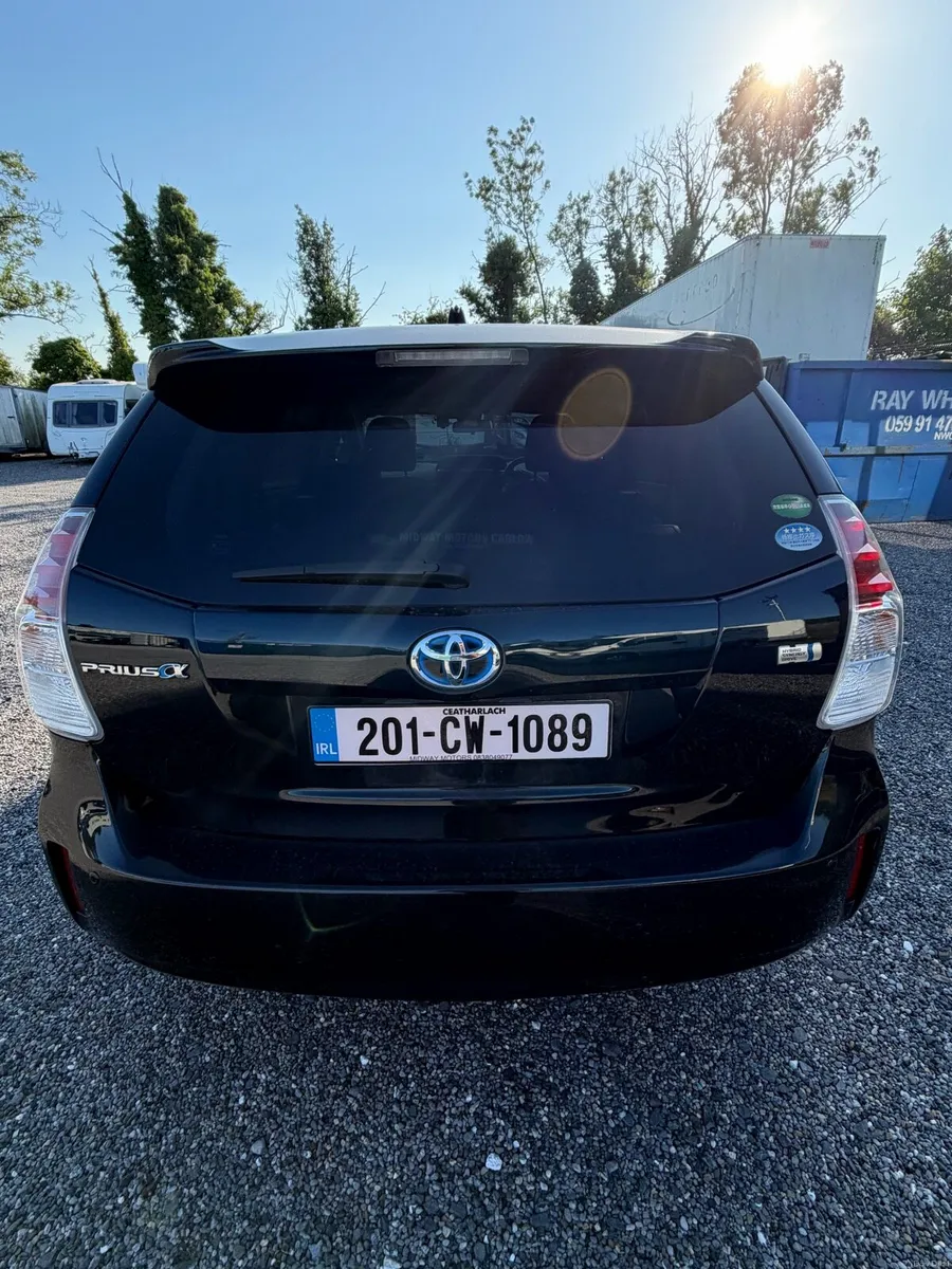 Toyota Prius alpha 7 seater 2020 - Image 3