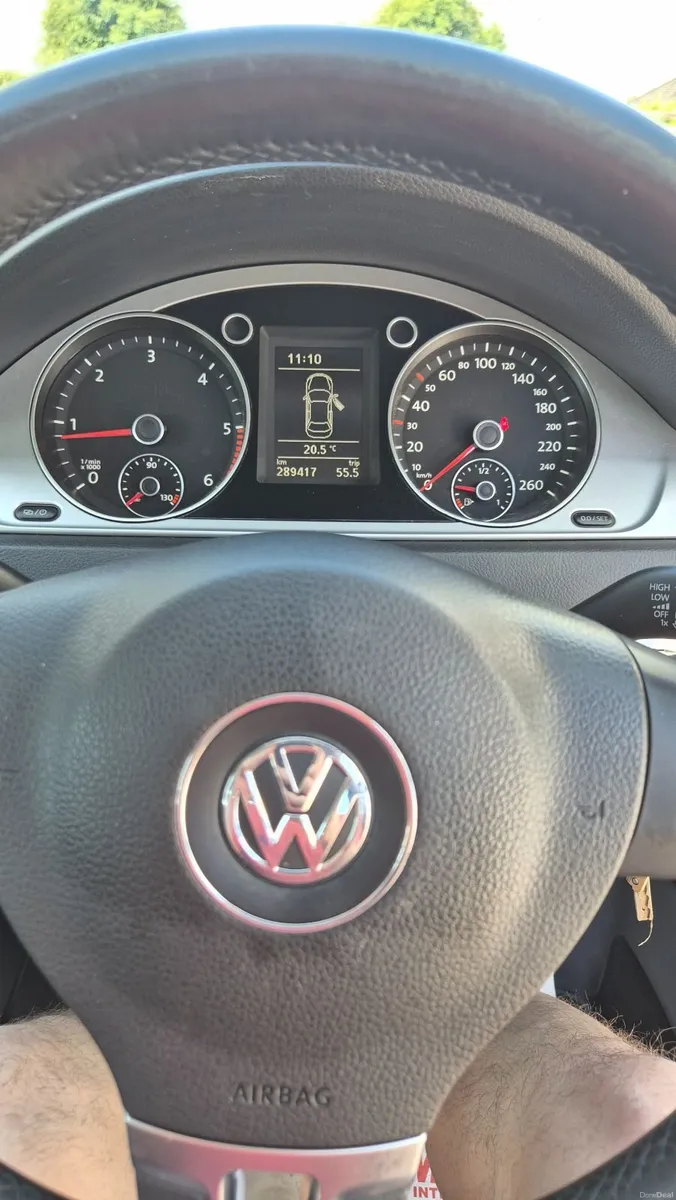 Volkswagen Passat 2013 - Image 3