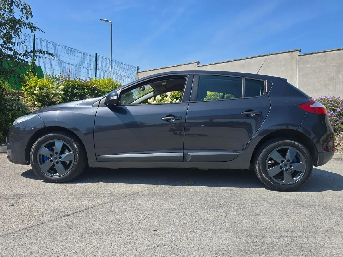 20011 Renault Megane Ex 1.5Dci   Nctd,Tax - Image 2