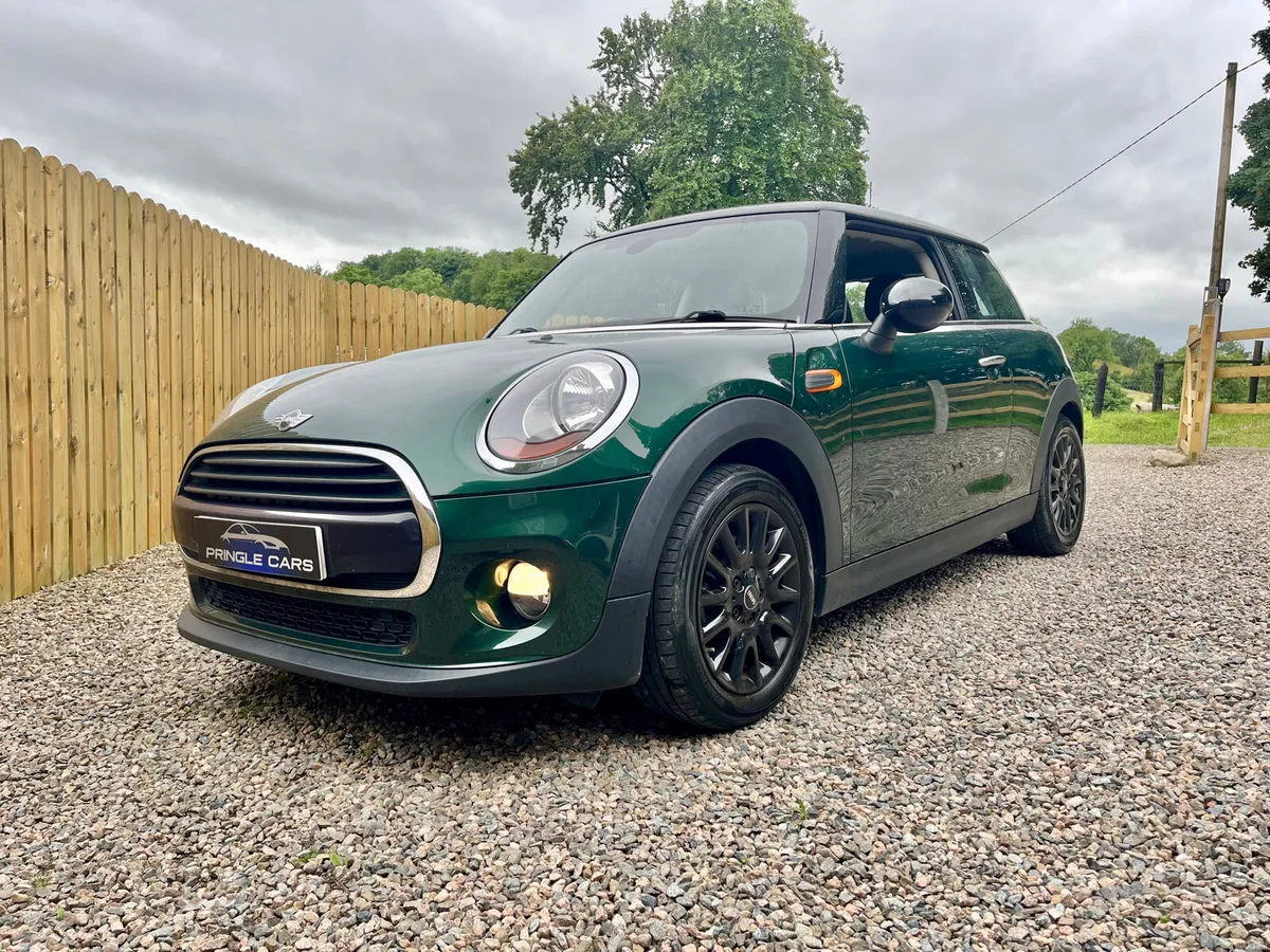 Mini Cooper 2018 - Image 2