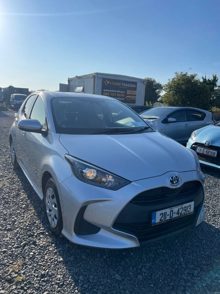 Toyota Yaris 2021 Excellent condition QLED Display - Image 1