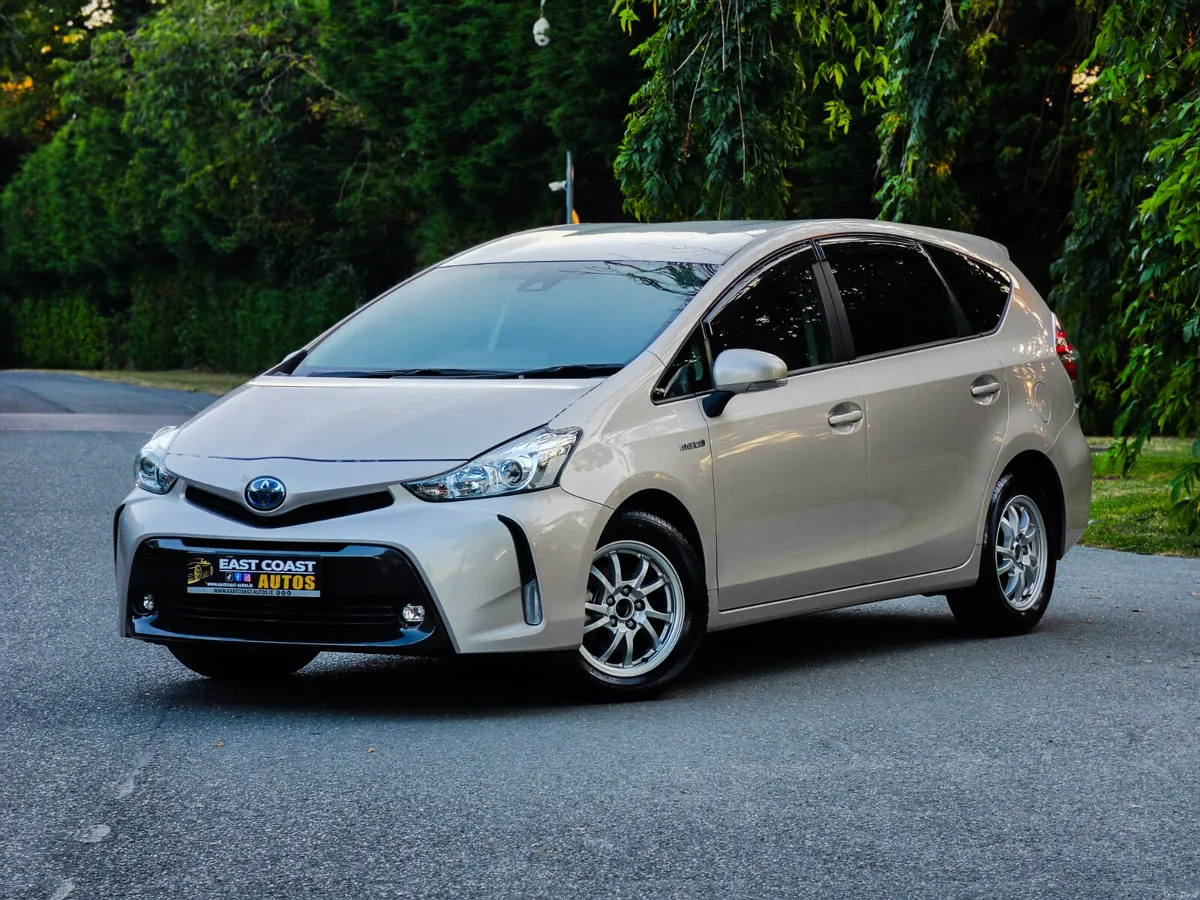 2018 Toyota Prius Alpha 1.8 Petrol Hybrid 7 Seater - Image 1