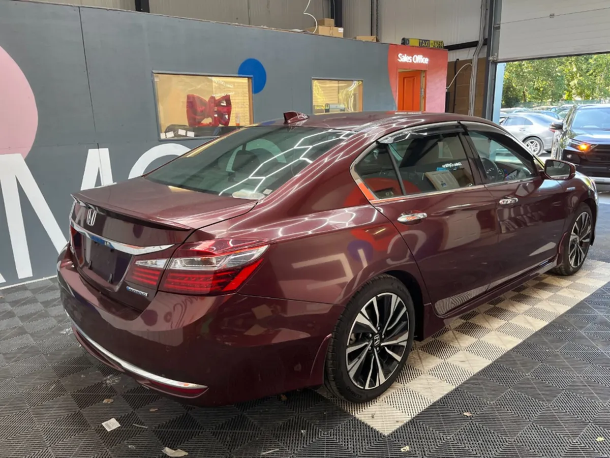 Honda Accord 2019 HONDA ACCORD HYBRID EX 2.0 AUTOM - Image 2