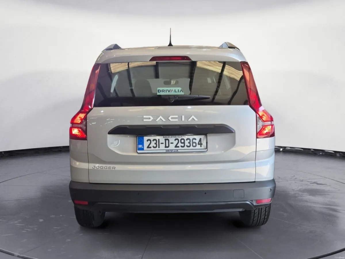 Dacia Jogger Essential TCE 110 1.0 Petrol - Image 6
