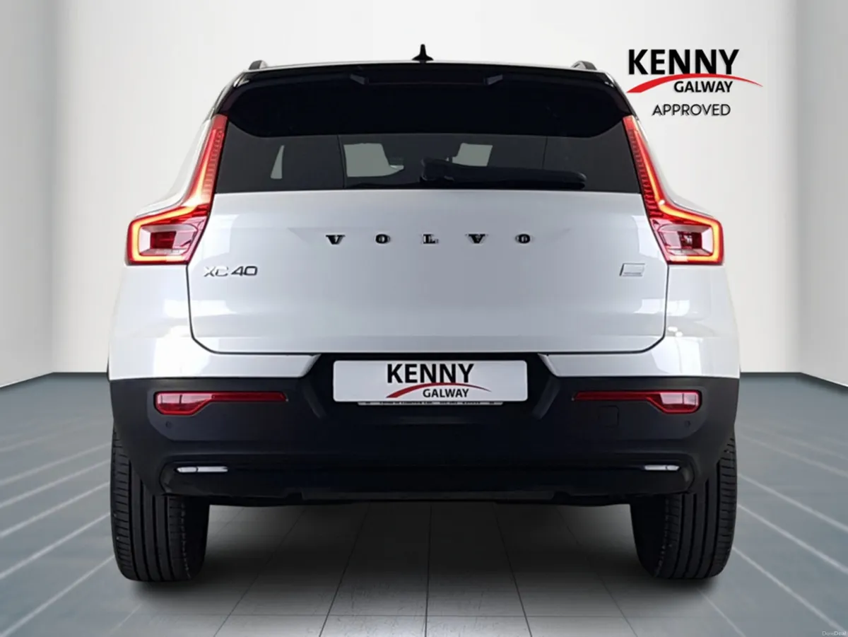 Volvo XC40 T5 PHEV R-DESIGN 5DR AUTO - Image 6