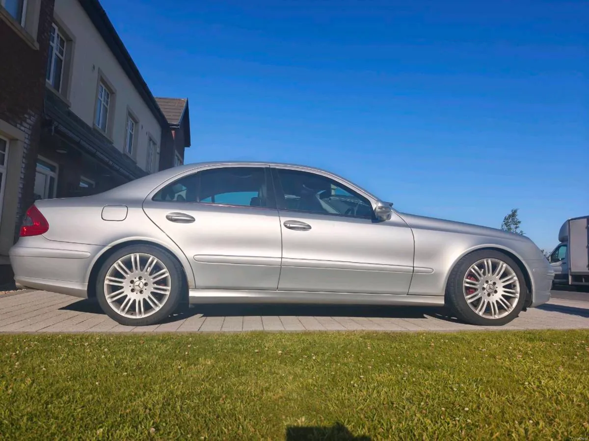Mercedes E Class Sport - Image 3