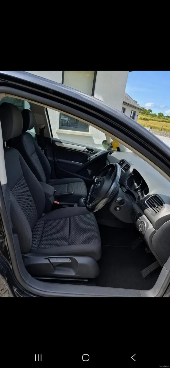 Volkswagen Golf 2011 - Image 4