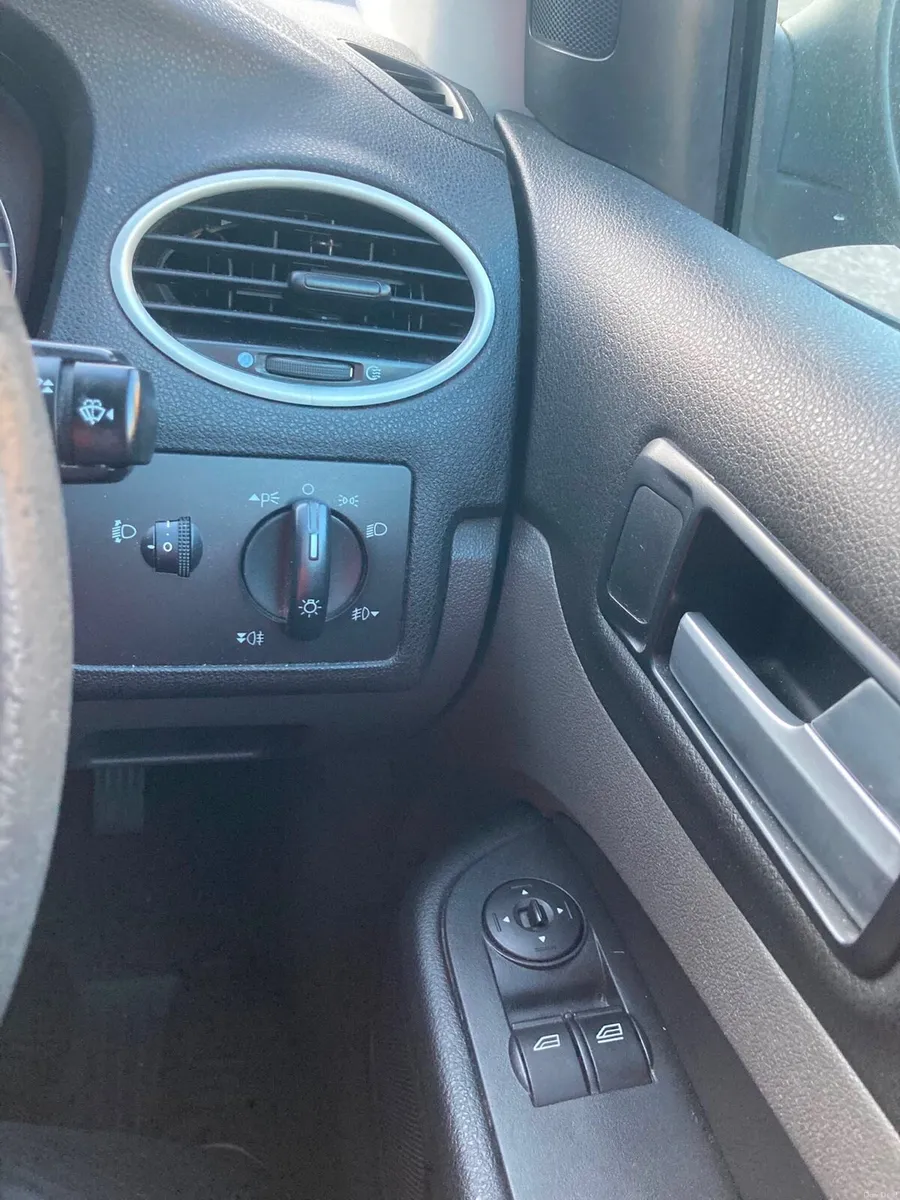 Ford focus van - Image 5