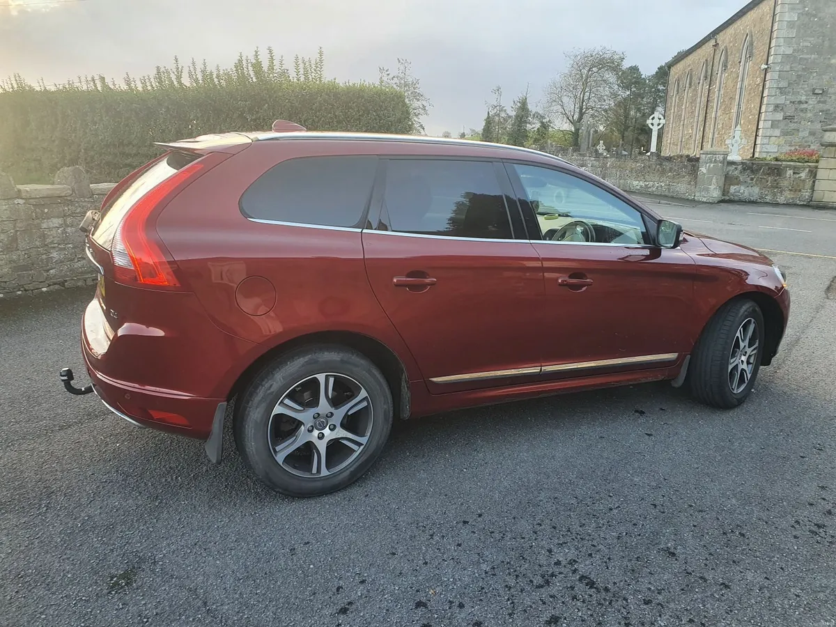Volvo XC60 2014 - Image 2