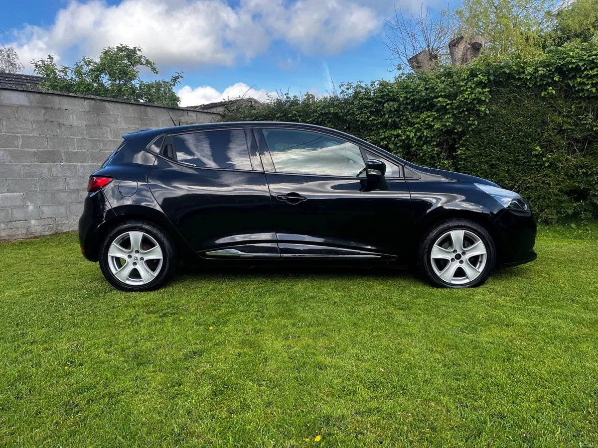 Clio dynamique - Image 2