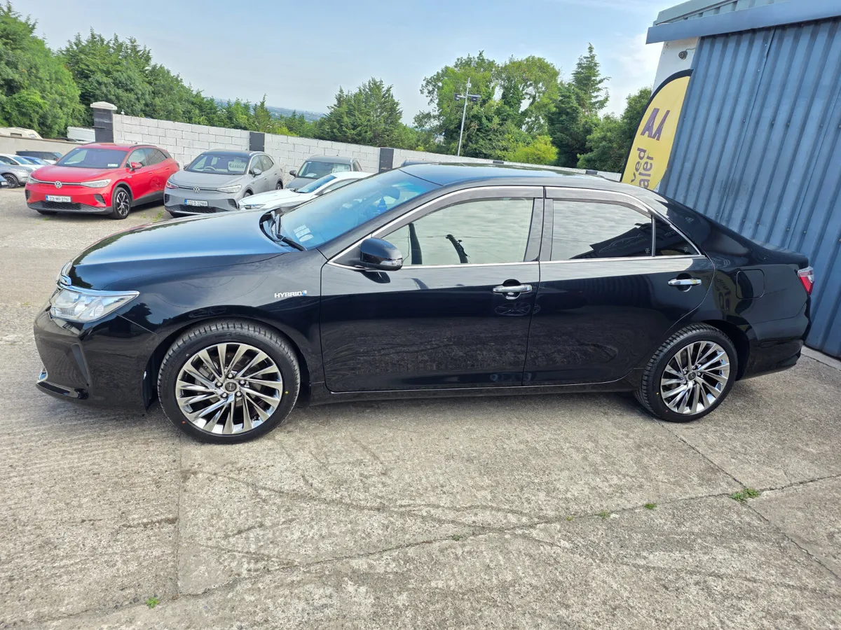 2017 TOYOTA CAMRY * ONLY 65K MILES * - Image 5