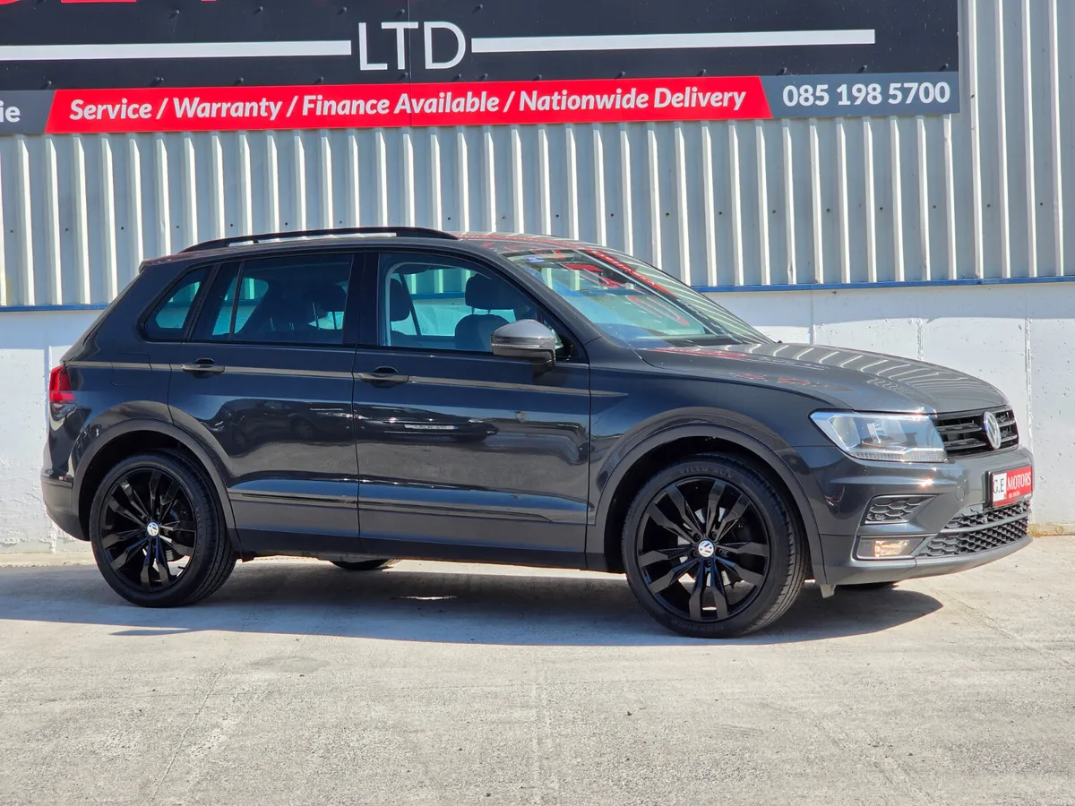 VW Tiguan 2018 *182 2.0 150 BHP BLACK EDT STYLING - Image 3
