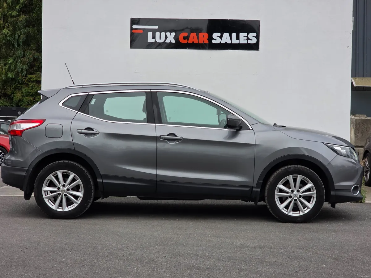 2016 Nissan Qashqai 1.5 DCI SV // PANORAMIC ROOF - Image 4