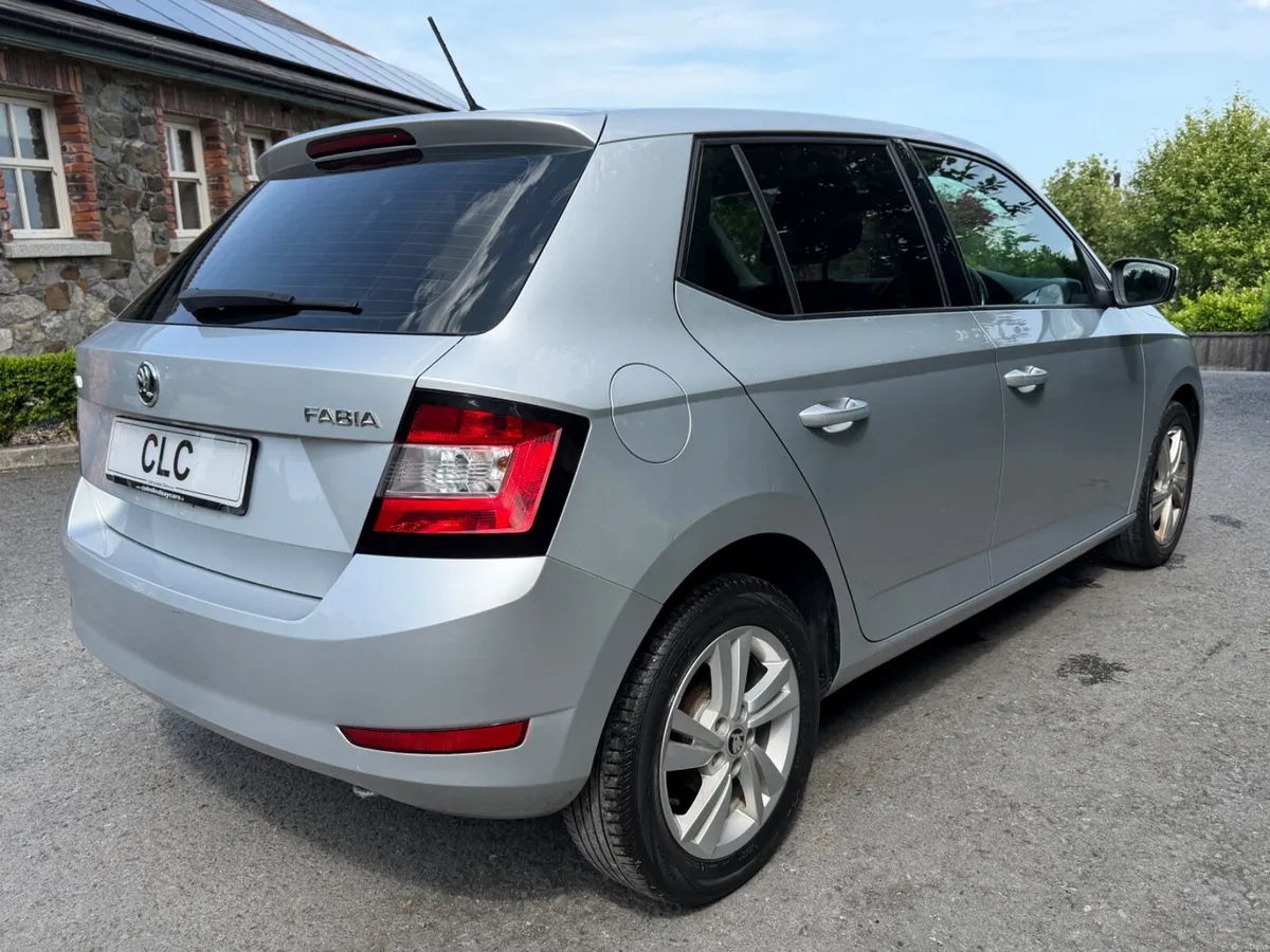 2019 Skoda Fabia Ambition 1.0mpi 75HP 4DR - Image 5
