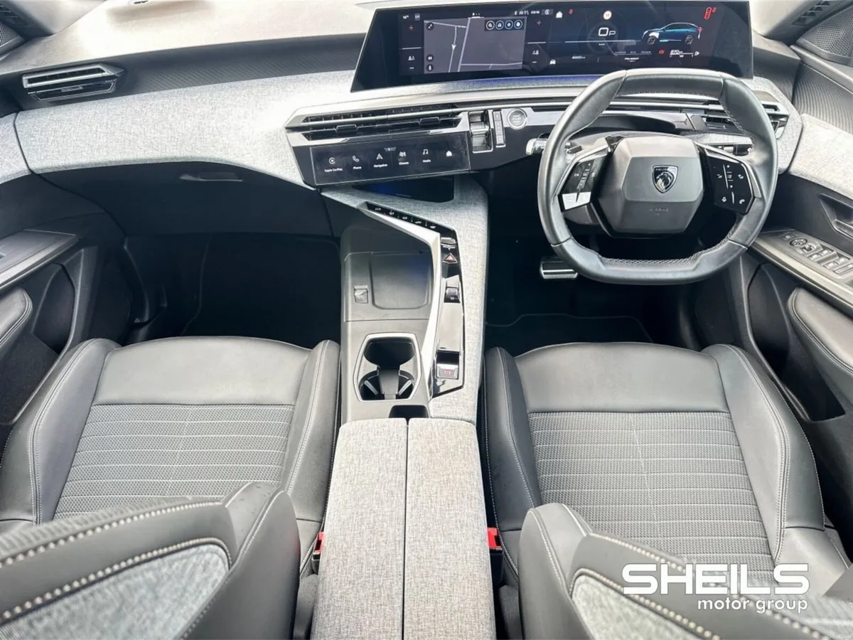 Peugeot 3008 1.2 MHEV PureTech 136bhp eDCS6 Allure - Image 3