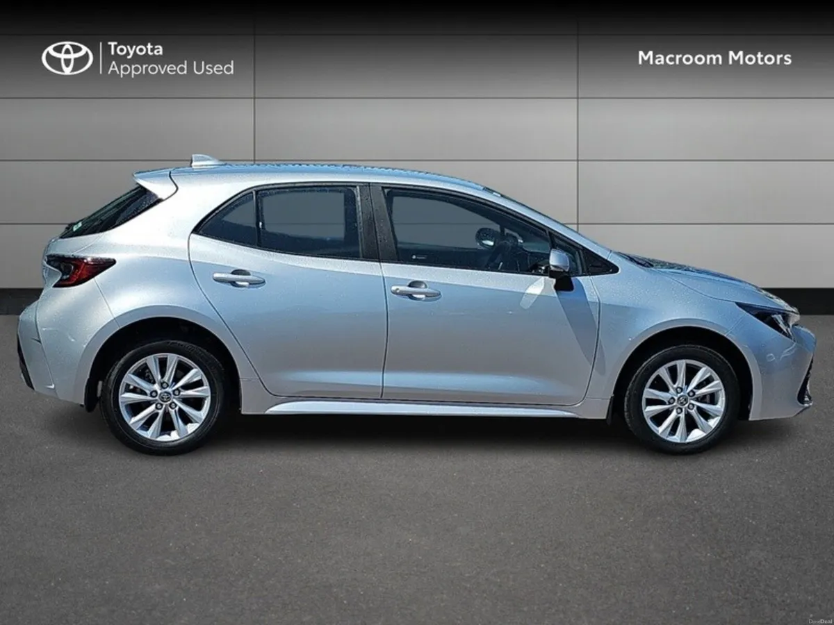 Toyota Corolla 1.8 - Image 3