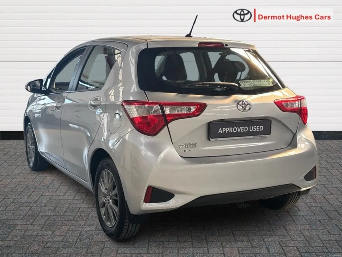 Toyota Yaris 1.0 5DR LUNA MANUAL - Image 2