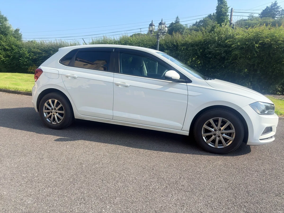 Volkswagen polo 1.0 petrol automatic - Image 2