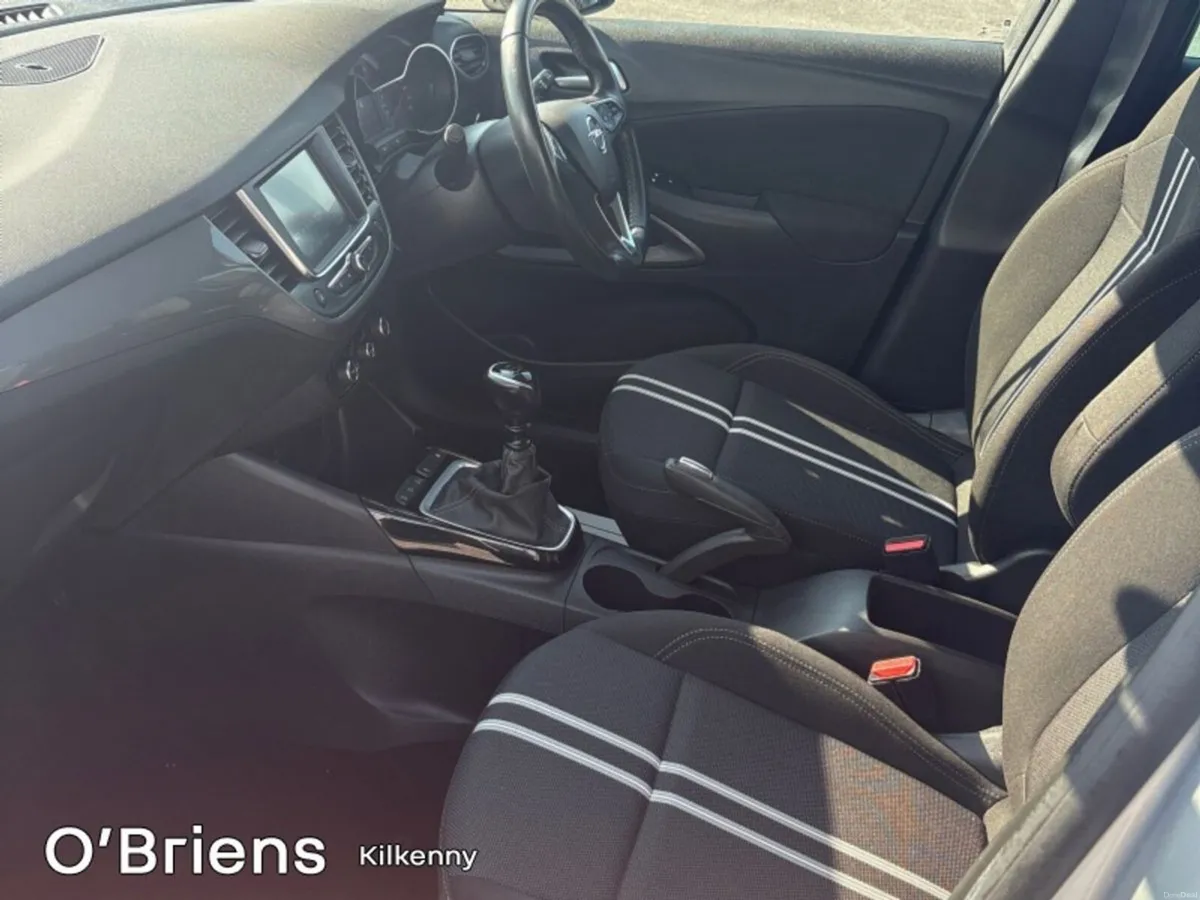 Opel Crossland SRI 1.5 Turbo D 110PS 6 Speed - Image 4