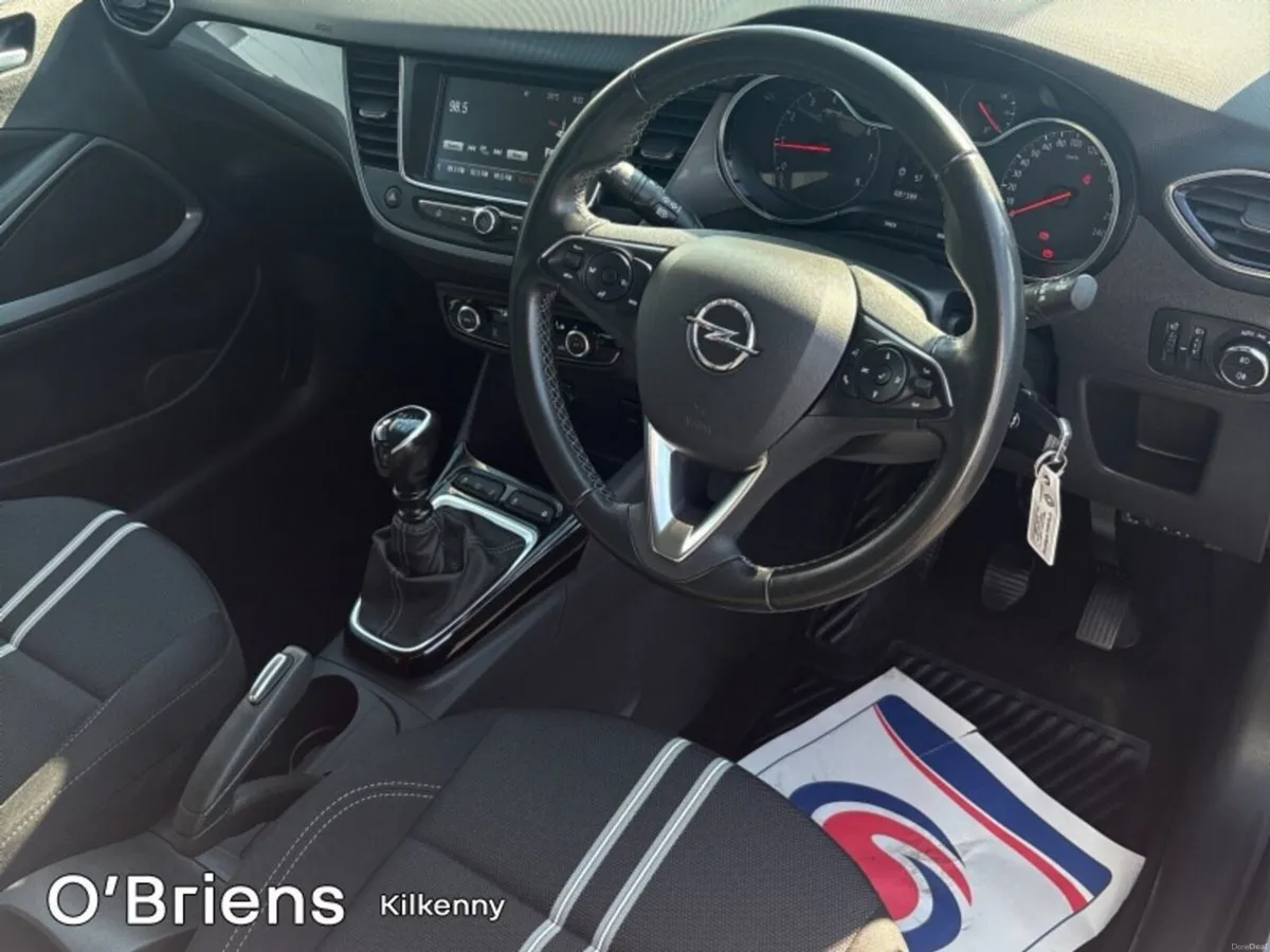 Opel Crossland SRI 1.5 DSL 110 BHP 5DR *1 OWNER - - Image 5
