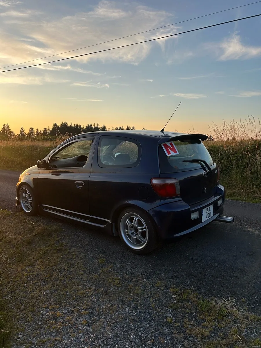 Vitz rs replica - Image 3