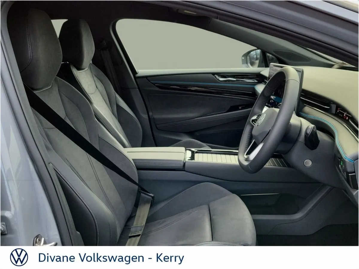 Volkswagen ID.7 PRO PLUS 77KWH 615KM RANGE - Image 4