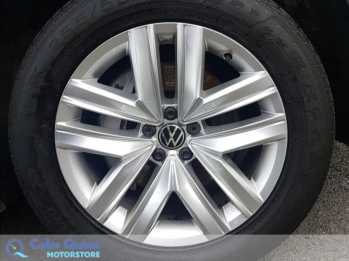 Volkswagen Touareg 2-Seat Commercial AWD - 3.0 Die - Image 5