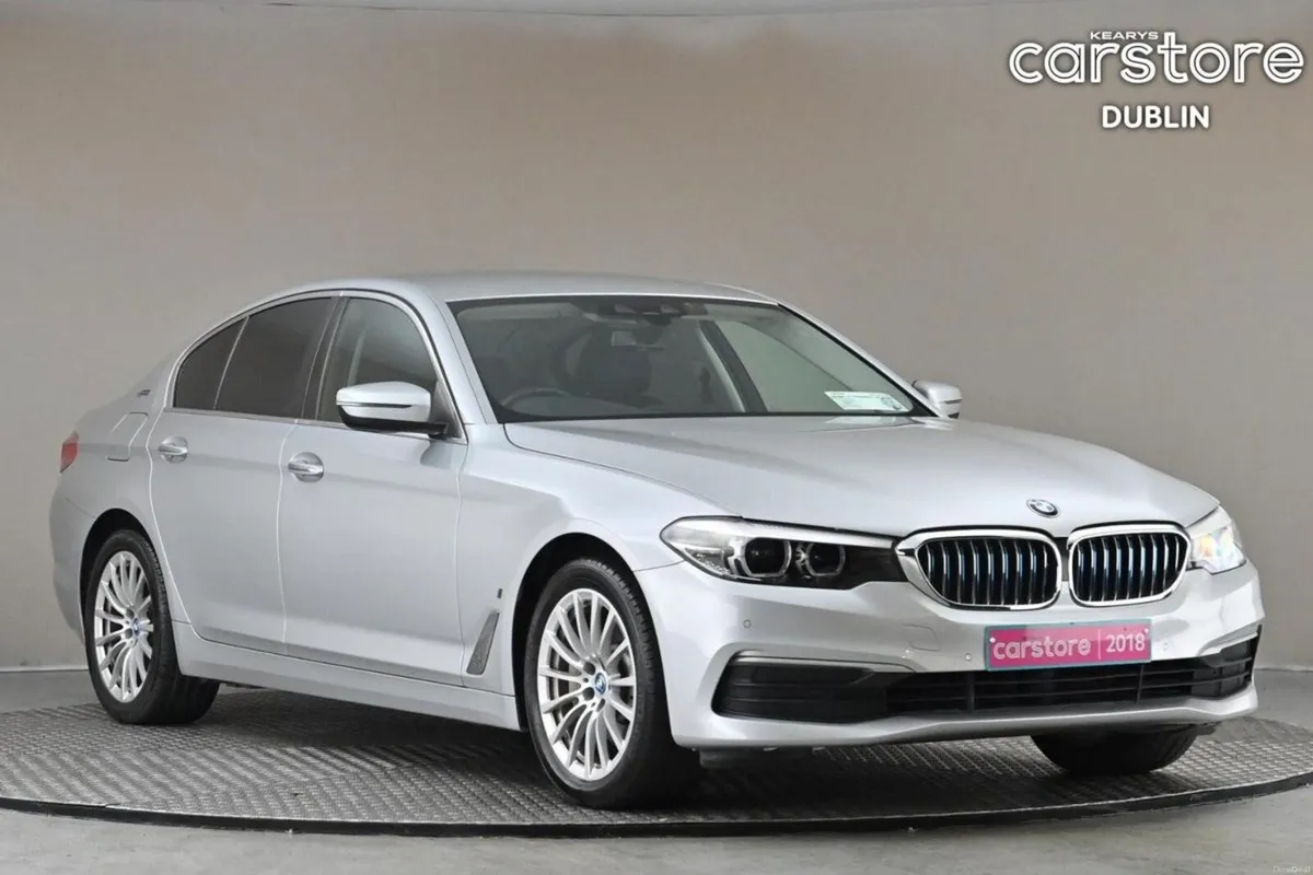 BMW 5-Series 530E SE JA92 PLUG IN HYBRID - Image 1