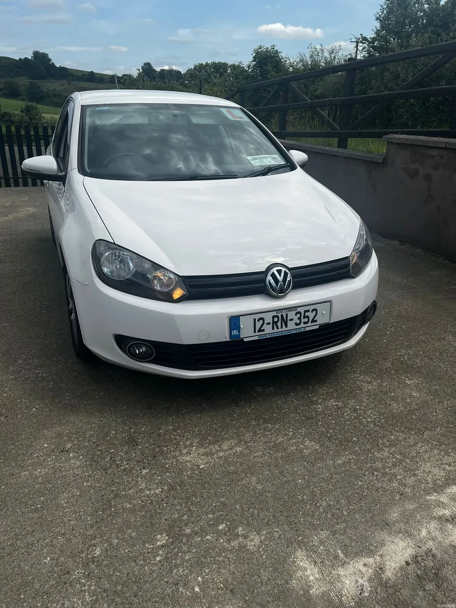 2012 volkswagen golf - Image 1