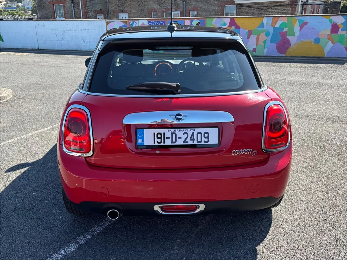 Mini Cooper 1.5D 5dr - Image 5