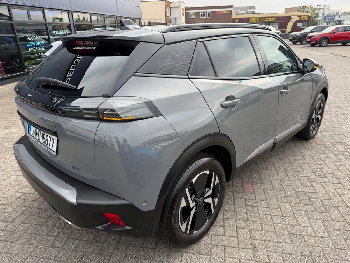 2024 Peugeot 2008 GT 1.2 automatic - Image 3
