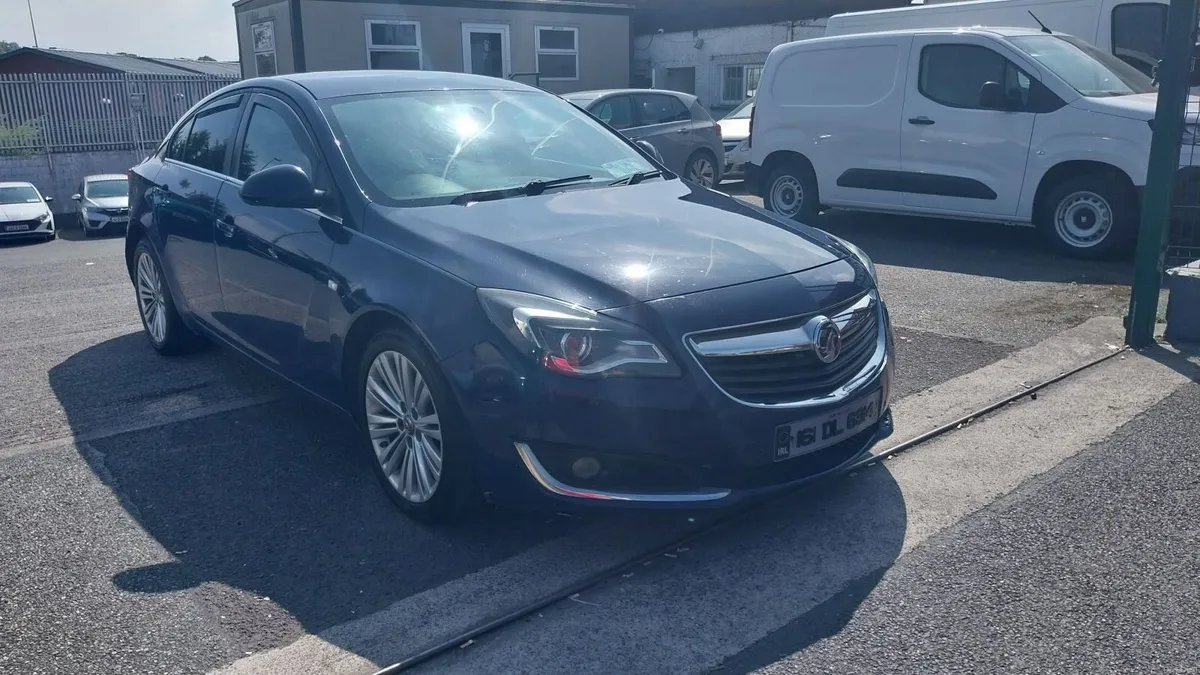 Vauxhall Insignia 2016 1.6 DIESEL - Image 2