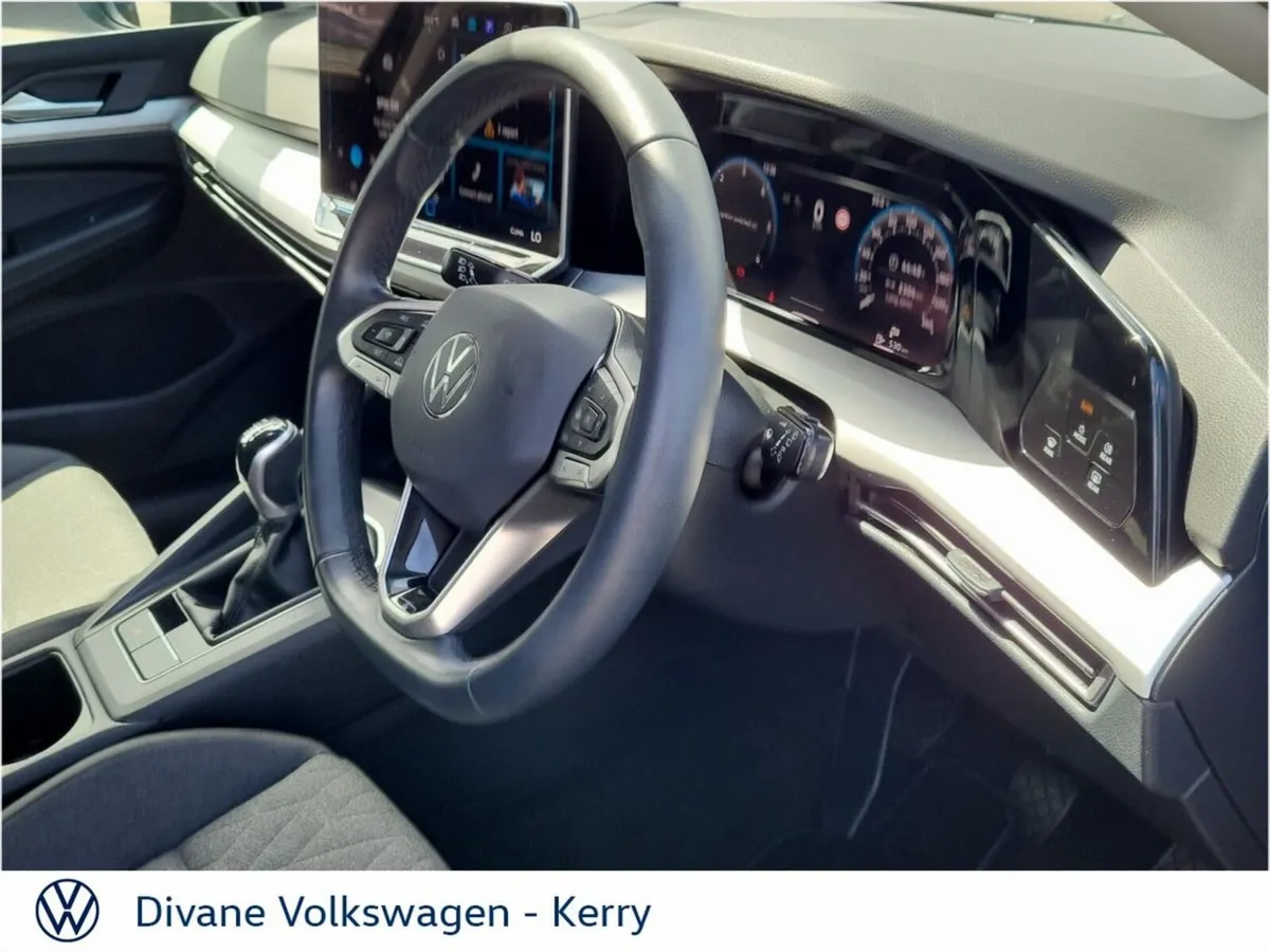 Volkswagen Golf EDITION 75 2.0 TDI 116HP - Image 2