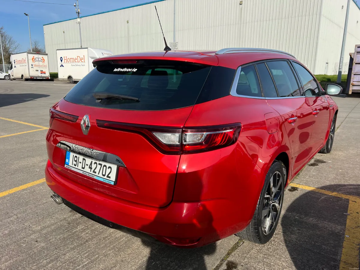 Renault Megane 2019 NCT 05/27 - Image 5