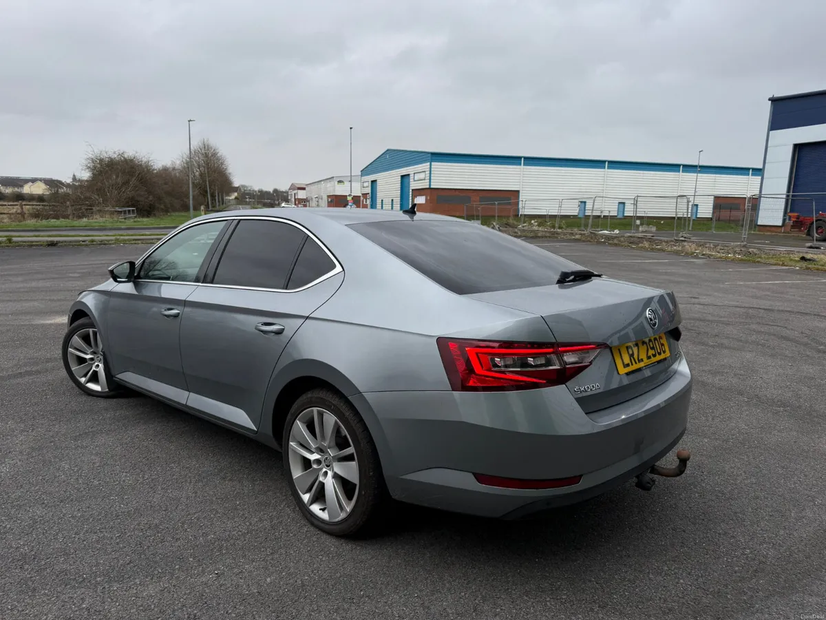2016 Skoda Superb 2.0 Tdi DSG Automatic NI REG - Image 2