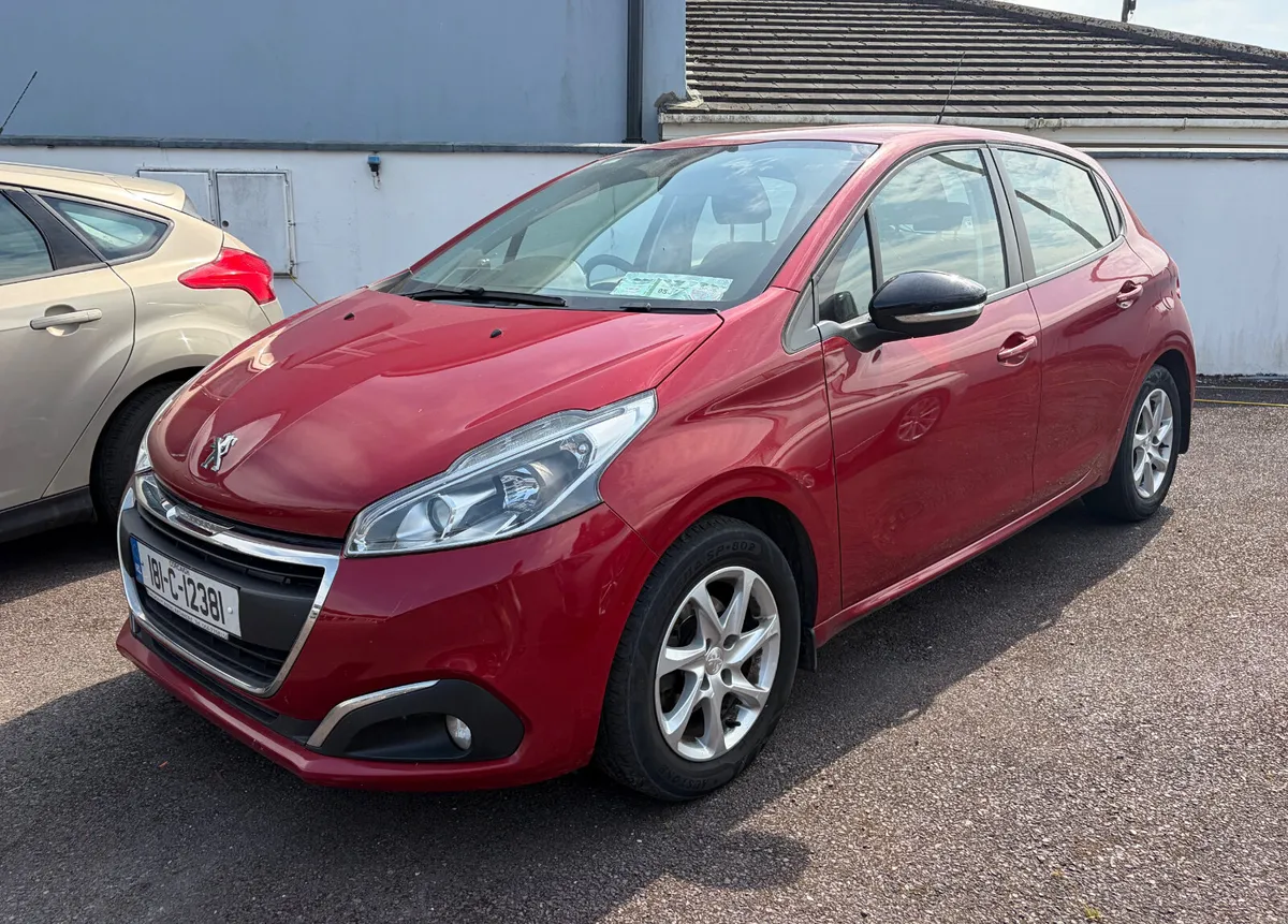 Peugeot 208 ACTIVE 1.6 BLUE HDI 75 4DR - Image 1