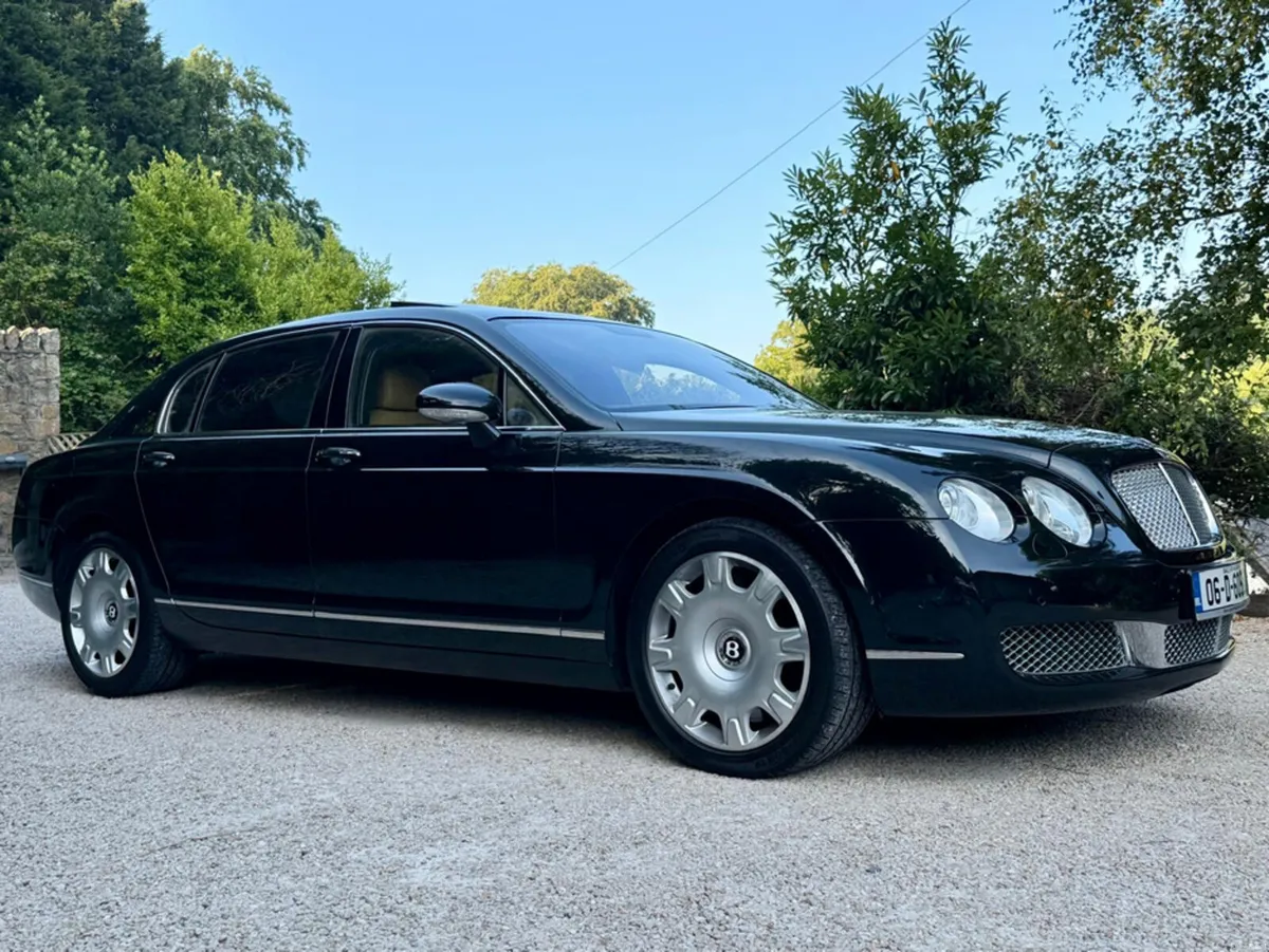 Bentley Continental FLYING SPUR 6.0  W12 - Image 2
