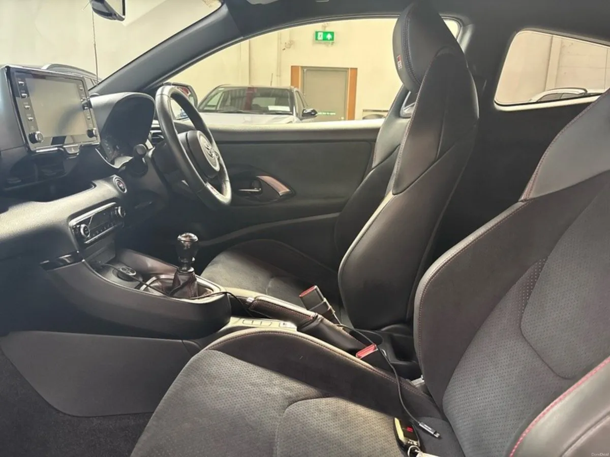Toyota GR Yaris GR YARIS 1.6T AWD - Image 6