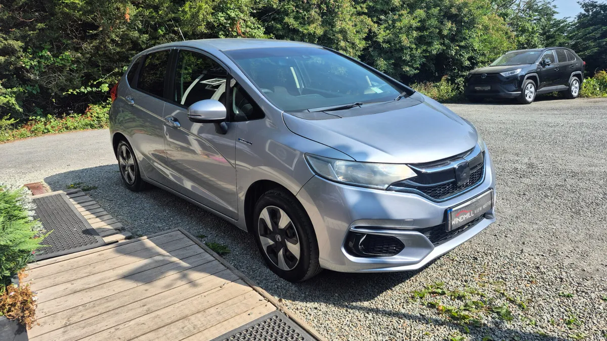 Honda Fit 2019 - Image 2