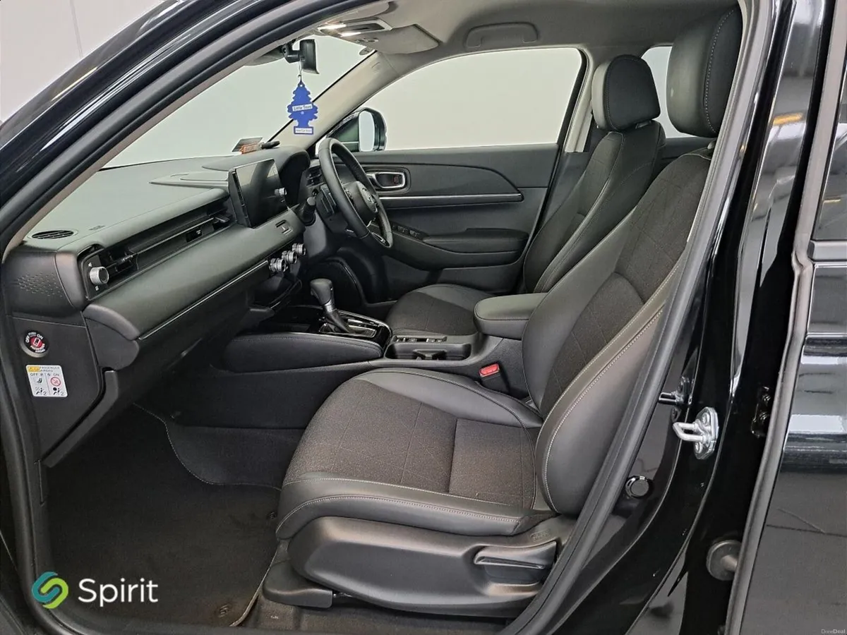 Honda HR-V Advance 1.5i-MMD e:HEV*Call Andrew 0862 - Image 4