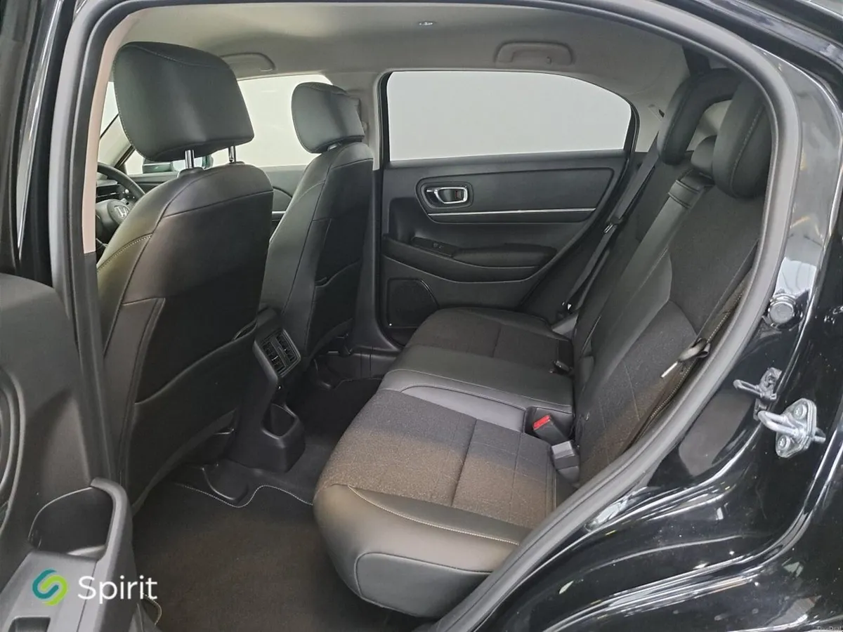 Honda HR-V Advance 1.5i-MMD e:HEV*Call Andrew 0862 - Image 5