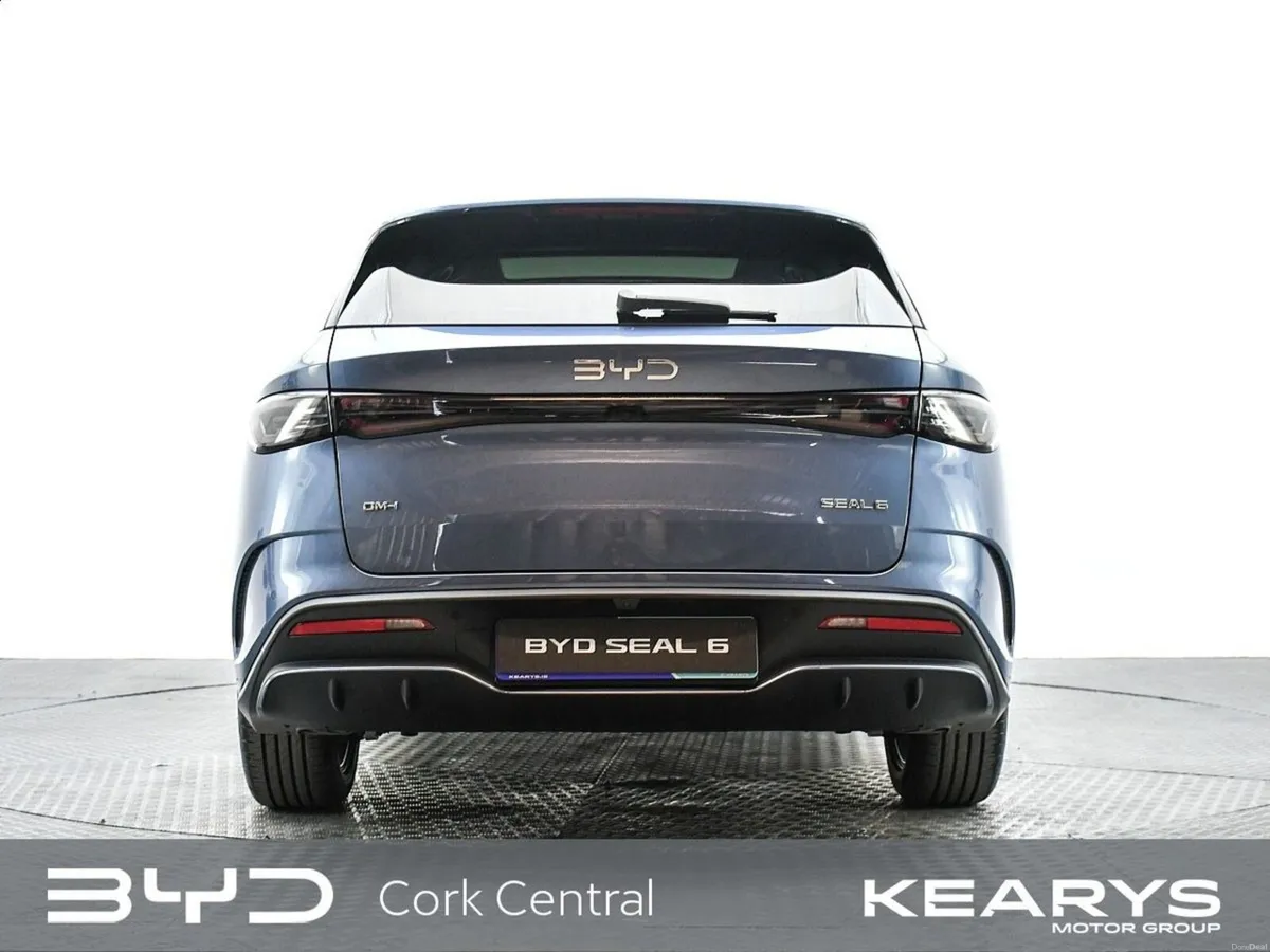 BYD Seal 6 TOURING DM-i COMFORT "DEMO MODEL" - Image 3