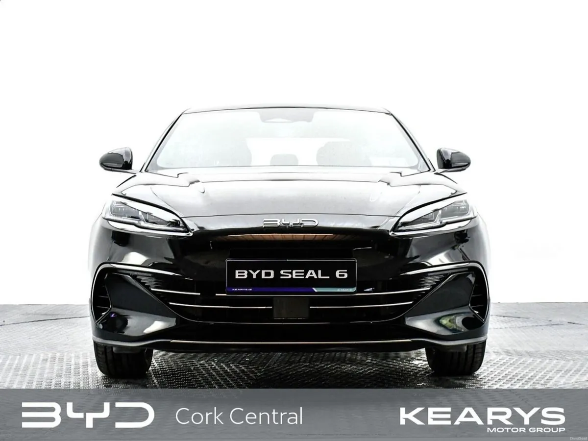 BYD Seal 6 DM-i BOOST "DEMO MODEL" - Image 4