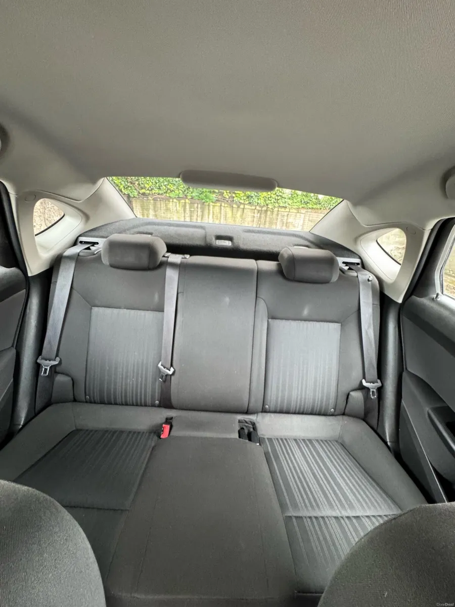 Opel Astra J  1.4 - Image 2