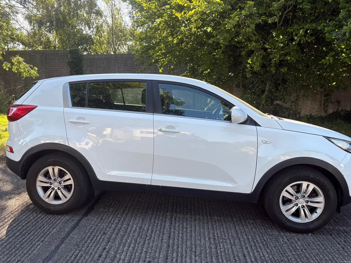 Kia Sportage 2012 - Image 1