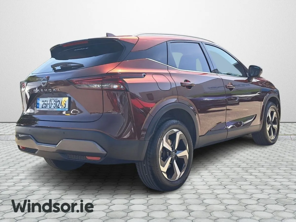 Nissan Qashqai 1.3 SV PREMIUM €3000 Scrappage Offe - Image 3