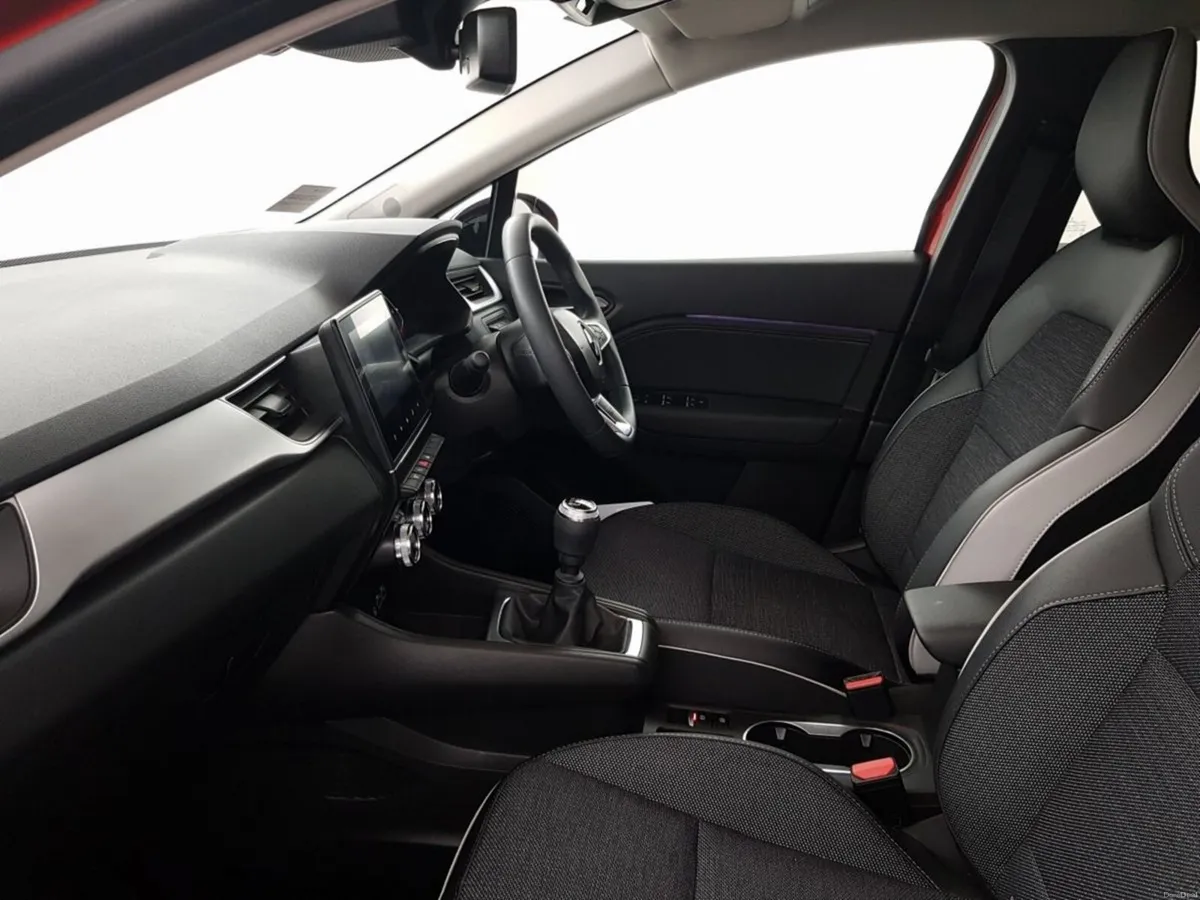 Renault Captur TCe 90 Techno - Image 4