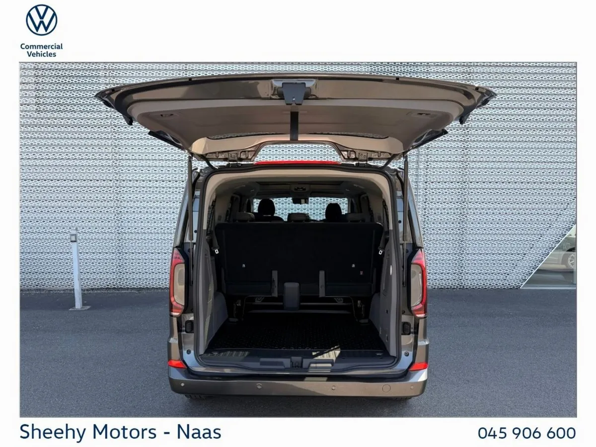 Volkswagen Caravelle STYLE PHEV LWB 230HP AUTO 8 S - Image 6