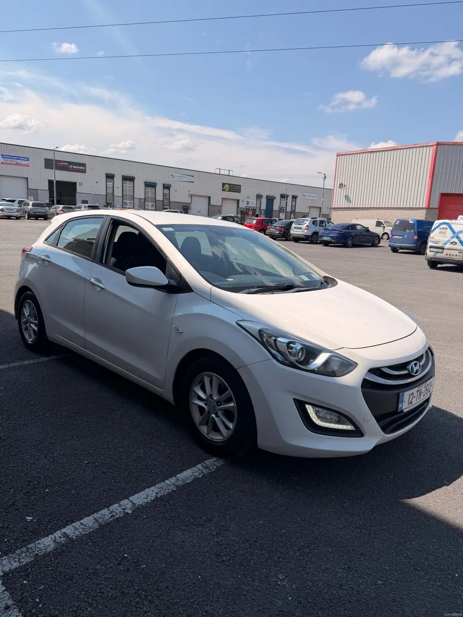Hyundai i30: Full NCT + Tax 2027 / Service history - Image 3