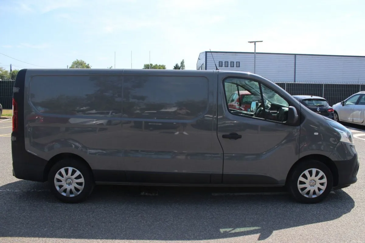 Renault Trafic TRAFIC LL29 ENERGY DCI 125 BUS(ALL - Image 3